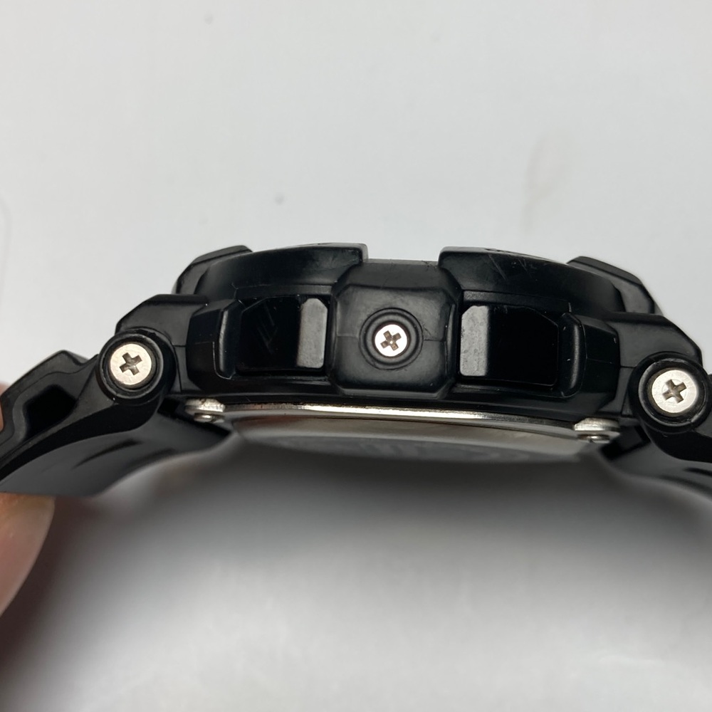 Casio Gshock GD-350, black positive display with teal accents, new battery - Picture 3 of 16